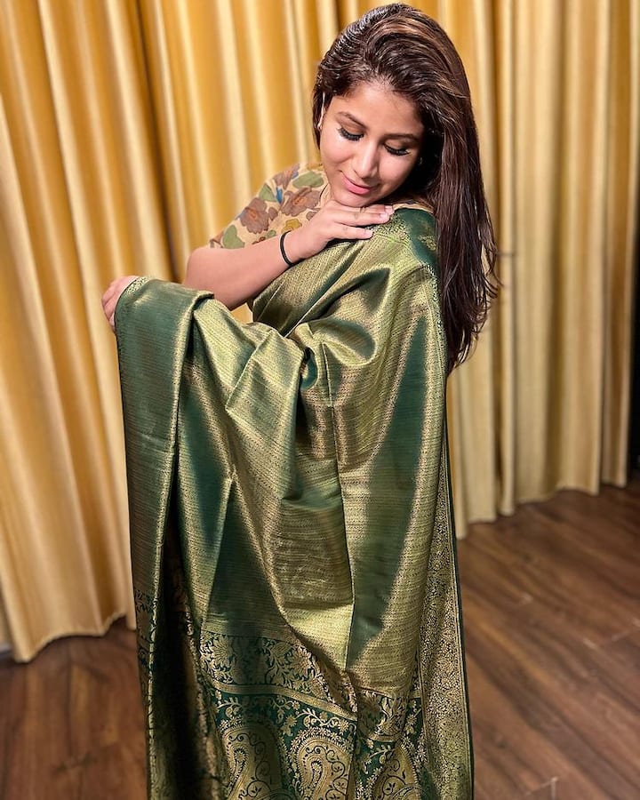 பச்சை மூட்டும் பச்சை நிறமே...