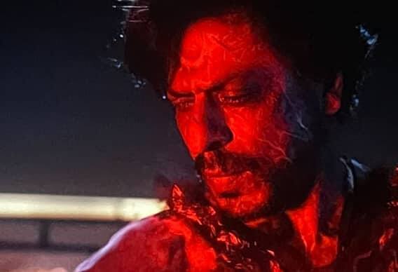 ਫਿਲਮ ਦੀ ਸ਼ੁਰੂਆਤ ਵਿੱਚ ਦਿੱਤੇ ਗਏ ਕ੍ਰੈਡਿਟ ਵਿੱਚ ਲਿਖਿਆ ਹੈ,