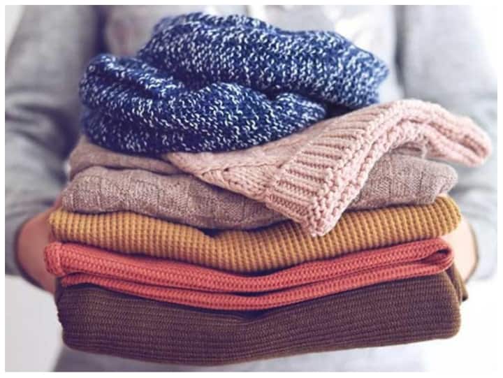 हिल स्टेशन पर जब भी जाएं साथ में गर्म कपड़े जरूर लेकर जाएं. अगर बच्चे साथ हैं तो जरूर गर्म कपड़े कैरी करें. पहाड़ों पर कभी भी अचानक से ठंड बढ़ सकती है. सुबह शाम यहां काफी ठंडक हो जाती है.