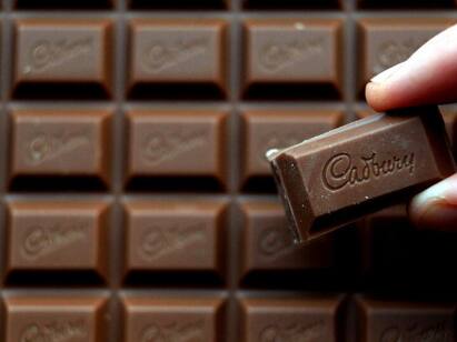Cadbury Among 600 Brands At Risk Of Losing Royal Seal After Queen Death கேட்பரி சாக்லேட்...கெலாக்ஸ்..ராஜ குடும்பத்தின் அங்கீகாரத்தை இழக்கும் பிரபல பிராண்டுகள்...ஏன் தெரியுமா?