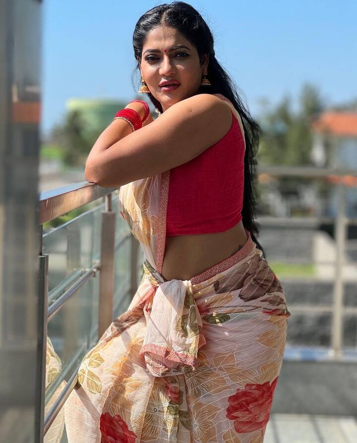 குமரி புள்ள நேசம்...அட கோழி குழம்பு வாசம்