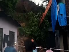 वसईत पुन्हा दरड कोसळली, सुदैवान कोणतेही नुकसान नाही