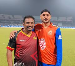 Legends League Cricket: ইডেনে ক্রিকেট উৎসব, হাজির সৌরভ-শাস্ত্রী, কালিসদের হারিয়ে জয়ী ভাজ্জি-পাঠানরা