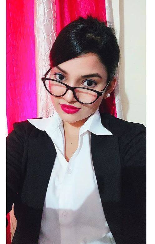 तिचे फोटो चाहत्यांच्या पसंतीस उतरले असून त्यावर अनेक कमेंट्सदेखील येत आहेत.