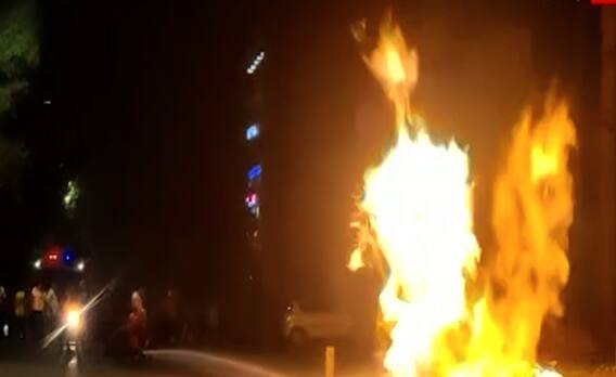 Vadodara: ગેસની લાઈનમાં અચાનક ભભૂકી ઉઠી આગ, ફાયર વિભાગે મેળવ્યો કાબુ