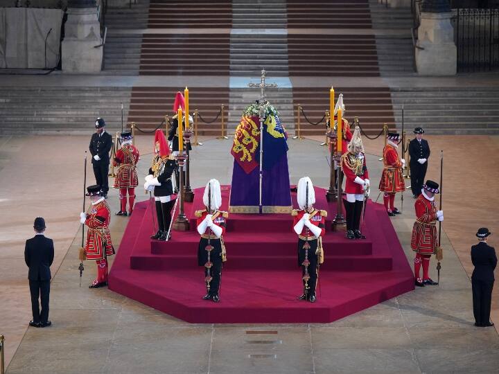 Queen Elizabeth II Funeral Britain's Queen Elizabeth II will be cremated today Queen Elizabeth II Funeral: आज होगा ब्रिटेन की महारानी एलिजाबेथ द्वितीय का अंतिम संस्कार, की गई हैं ये खास तैयारियां