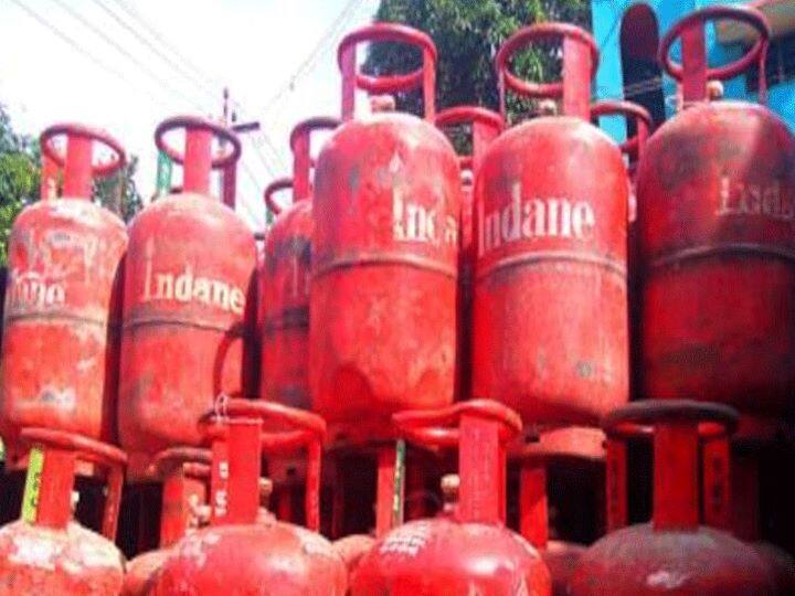 ग्राहक अपने सिलेंडर को रिफिल भी कर सकते हैं. वह इस नंबर पर मिस्ड कॉल करके अपने सिलेंडर को रिफिल करा सकते हैं. पुराने ग्राहकों को अपने रजिस्टर्ड नंबर से कॉल करना होगा.