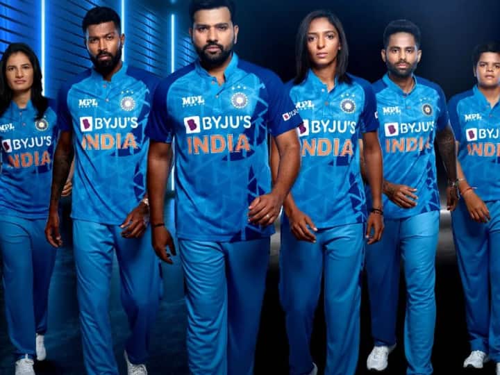 BCCI Unveils Team India New Jersey Video Pics For T20 World Cup 2022 In Australia BCCI Unveils Team India's Official Jersey For ICC Men's T20 World Cup 2022