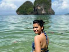 PHOTO : ‘फुलपाखरू’ हृता दुर्गुळे रमली निसर्गाच्या सानिध्यात! परदेशात लुटतेय सुट्ट्यांचा आनंद