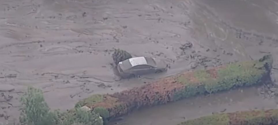 Flood : अमेरिकेसह पाकिस्तान इटलीत पुराचं थैमान, लाखो लोक बेघर, भारतातील काही राज्यातही पूरस्थिती 