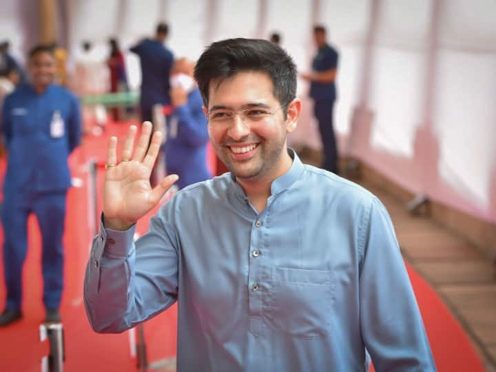 AAP made Raghav Chadha co-in-charge of Gujarat took a big step before the elections 'ਆਪ' ਨੇ ਰਾਘਵ ਚੱਢਾ ਨੂੰ ਬਣਾਇਆ ਗੁਜਰਾਤ ਦਾ ਸਹਿ-ਇੰਚਾਰਜ, ਚੋਣਾਂ ਤੋਂ ਪਹਿਲਾਂ ਚੁੱਕਿਆ ਵੱਡਾ ਕਦਮ