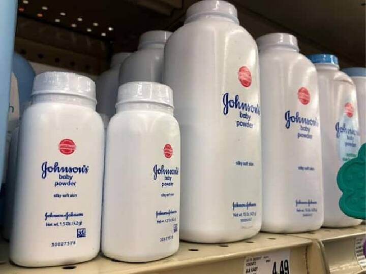 Johnson Baby Powder Licence Cancelled by FDA over concerns of quality issues Johnson's Baby Powder Licence: महाराष्ट्र FDA ने कैंसिल किया जॉनसन बेबी पाउडर का लाइसेंस! जांच में फेल हो गया था सैंपल