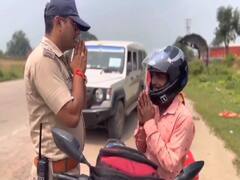 Viral Video: ஹெல்மெட் போட மாட்டிங்களா?...மந்திரங்களை சொல்லி ஓட்டுநரையே வியக்க வைத்த போக்குவரத்து போலீஸ்!