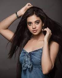 किसी ने चूरन बेचकर तो किसी ने ट्यूशन पढ़ा ऐसे की पहली कमाई, जानें इन Tv Actors की फर्स्ट सैलरी