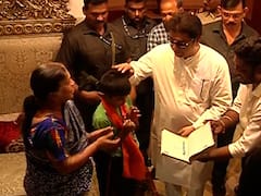 ...आणि राज ठाकरेंनी नागपुरात पोहोचताच चिमुकल्याचा हट्ट पुरवला, पण आधी दिले 'हे' निर्देश