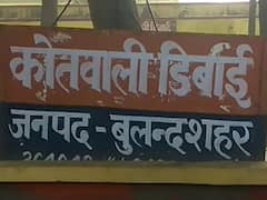 बुलन्दशहर पुलिस ने मुठभेड़ के बाद गिरफ्तार किया 50 हजार का इनामी बदमाश, क्रांस फायरिंग में आरक्षी घायल