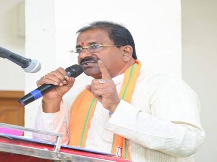 Somu Veerraju And GVL Narasimha Rao Press Meet in Visakha Somu Veerraju: ఏపీలో రూలింగ్ కాదు, ట్రేడింగ్ జరుగుతోంది - సోము వీర్రాజు