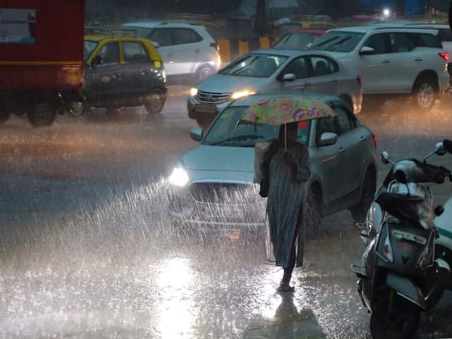 Mumbai Weather Update 19 September, Heavy Rain Likely In Mumbai Today, IMD  Issued Alert | Mumbai Weather Update: मुंबई में आज भी बरसेंगे बादल, जानिए-  बारिश को लेकर क्या है मौसम विभाग की भविष्यवाणी