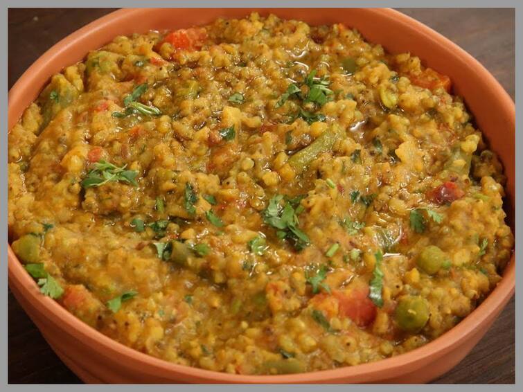 Sajjala khichdi Recipe in Telugu, Pearl millets Kichdi Khichdi Recipe: సజ్జలతో మసాలా కిచిడీ, డయాబెటిక్ రోగులకు బెస్ట్ బ్రేక్‌ఫాస్ట్