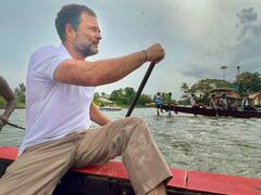 Photos: भारत जोड़ो यात्रा के दौरान केरल में स्नेक बोट रेस प्रदर्शनी में शामिल हुए राहुल गांधी, चलाई नाव