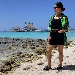 PHOTO: काळ्या मोनोकिनीमध्ये सनी लिओनीच्या बोल्ड लूकने वाढवला इंटरनेटचा पारा; पाहा फोटो!