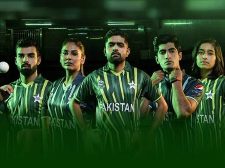 Pakistan Cricket Team Unveils New 'Thunder Jersey' For ICC Men's T20 World Cup 2022 - WATCH Pakistan Cricket Team Unveils New 'Thunder Jersey' For ICC Men's T20 World Cup 2022 - WATCH
