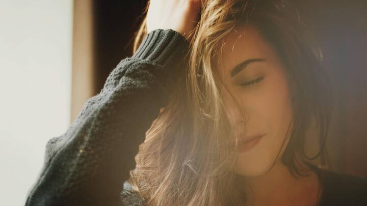 শ্যাম্পু কেনার আগে সতর্ক হন। রোজই বাজারে আসছে নতুন শ্যাম্পু । চিকিৎসকরা , শ্যাম্পুর কয়েকটি বিষয়ে সচেতন করছেন।