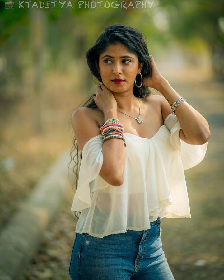యాంకర్ నేహ ఫోటోలు  -Image Credit: Anchor Neha/Instagram