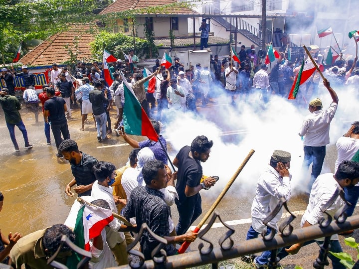 PFI: पॉपुलर फ्रंट ऑफ इंडिया कैसे बना और कौन है इसके पीछे, धर्म के नाम पर क्या हैं उकसाने के आरोप? PFI How Popular Front of India Formed, Who is Founder What are Allegations of inciting the name of religion Abpp PFI: पॉपुलर फ्रंट ऑफ इंडिया कैसे बना और कौन है इसके पीछे, धर्म के नाम पर क्या हैं उकसाने के आरोप?