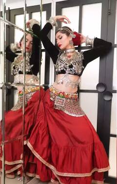 Ankita Lokhande Pics: गहनों से लदी नजर आईं अंकिता लोखंडे, किसी महारानी से कम नहीं लग रहा है उनका लेटेस्ट लुक