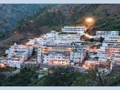 दर्शन के लिए वैष्णो देवी जा रहे हैं तो इन खूबसूरत जगहों पर जरूर जाएं