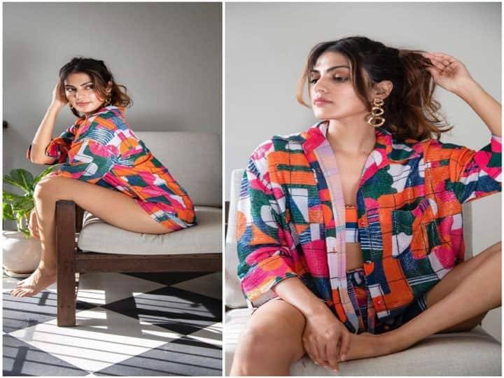 Rhea Chakraborty Latest Photoshoot: રિયા ચક્રવર્તીએ રંગીન શોર્ટ ડ્રેસમાં તેનું લેટેસ્ટ ફોટોશૂટ કરાવ્યું છે. આમાં તે ખૂબ જ કૂલ અને એકદમ રિલેક્સ પણ લાગે છે.