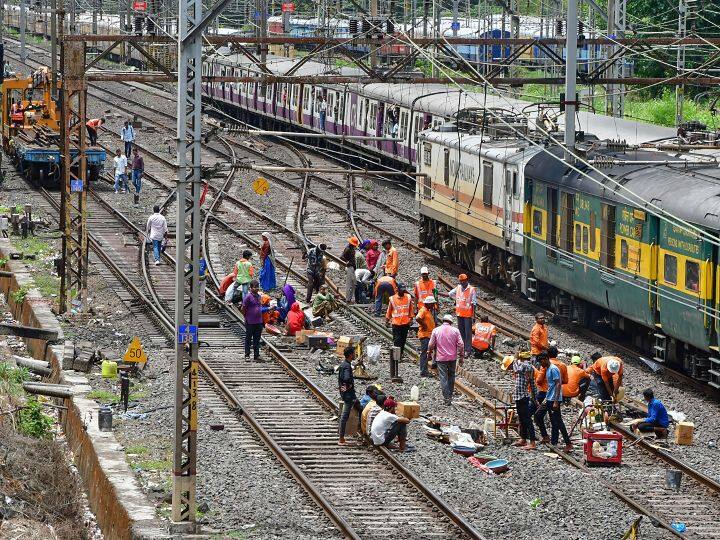 Indian Railway: हावड़ा मंडल में अब तेजी से दौड़ेंगी ट्रेनें, तीसरी रेलवे लाइन का पूरा हुआ काम Trains Will Now Run Faster In Howrah Division Work Of Third Railway Line Completed Indian Railway: हावड़ा मंडल में अब तेजी से दौड़ेंगी ट्रेनें, तीसरी रेलवे लाइन का पूरा हुआ काम