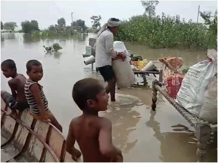 Gonda ghagra diver floating 78 centimeter above danger mark near elgin bridge ann Gonda News: गोंडा में खतरे के निशान से ऊपर बह रही घाघरा नदी, 14 हजार आबादी बाढ़ से प्रभावित