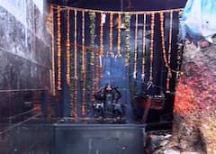 Shardiya Navratri 2022: आगरा में मौजूद हैं देवी मां के कई ऐतिहासिक मंदिर, दर्शनमात्र से भक्तों की हर मुराद होती है पूरी