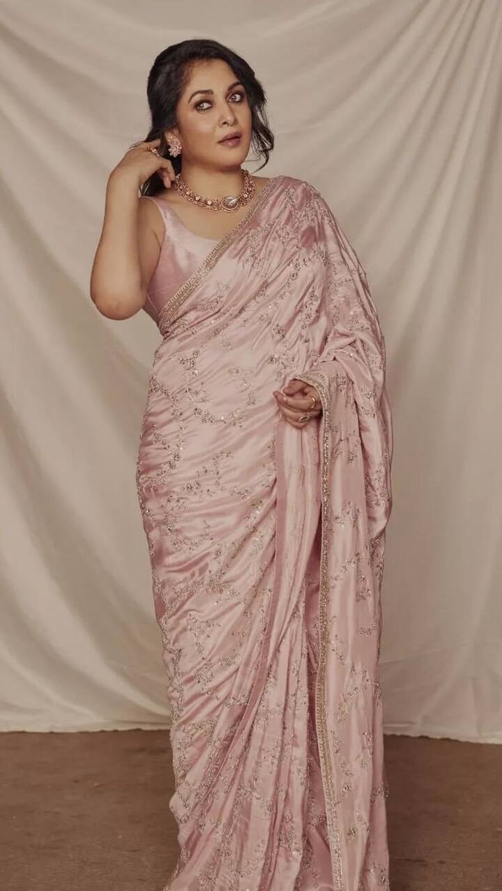 மாலையில் பொன் மார்பினில் நான் துயில் கொள்ள வேண்டும்