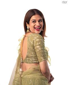 Shraddha Das: શ્રદ્ધા દાસનો લહેંગામાં જોવા મળ્યો કાતિલ અંદાજ, જુઓ તસવીરો