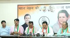 મિશન 2022 માટે કોંગ્રેસે આપ્યા વચનો, માત્ર 8 રૂપિયામાં આપશે ભરપેટ ભોજન