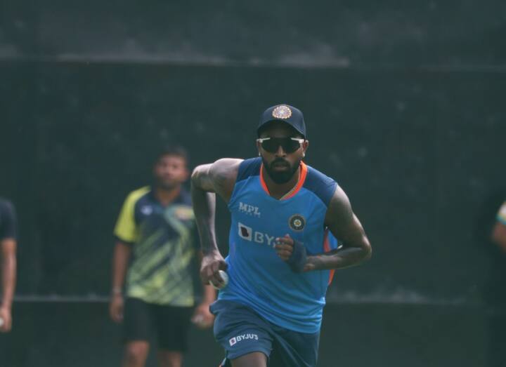 T20 વર્લ્ડ કપ 2022 (T20 વર્લ્ડ કપ 2022) પ્રથમ ભારતીય ટીમ ઓસ્ટ્રેલિયા અને દક્ષિણ આફ્રિકા સામે શ્રેણી રમશે. ઓસ્ટ્રેલિયા વિરૂદ્ધ 3 T20 મેચ બાદ ટીમ ઈન્ડિયા દક્ષિણ આફ્રિકા સામે ટકરાશે.