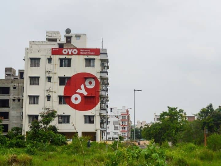 Oyo's Revenue Rises 18% To Rs 4905 Crore In FY22 Files Documents With Sebi For IPO In Early 2023 Oyo's Revenue Rises 18% To Rs 4,905 Crore In FY22, Files Documents With Sebi For IPO In Early 2023
