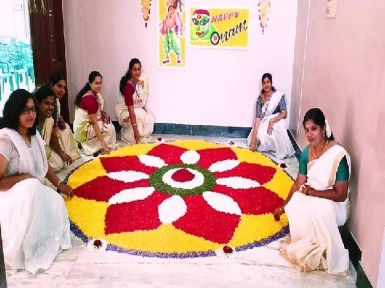 onam celebration was organized by Kerala Samaj in Dharmapuri TNN தருமபுரியில் சிறப்பாக கொண்டாடப்பட்ட ஓணம்...அத்தப்பூ கோலமிட்டு பெண்கள் அசத்தல்..!