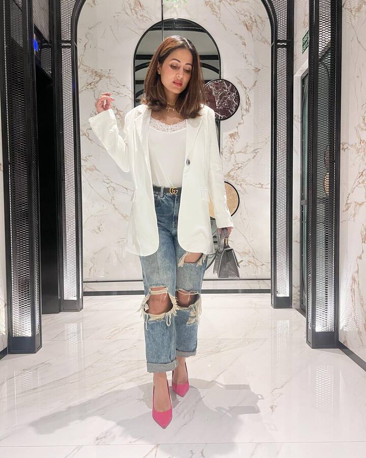 आता पुन्हा एकदा हिनाच्या नव्या अवताराने चाहत्यांच्या हृदयाचे ठोके वाढवले ​​आहेत.(फोटो सौजन्य :realhinakhan/इंस्टाग्राम)