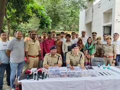 ग्रेटर नोएडा में मर्चेंट नेवी अधिकारी के घर नौकरानी ने कराई थी डकैती, 2 महिला सहित 6 गिरफ्तार