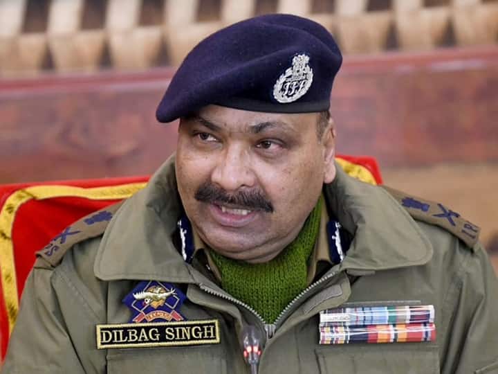 J&K: All Those Involved In Narcotics Trade Will Be Booked Under Public Safety Act, Says DGP Dilbag Singh J&K: All Those Involved In Narcotics Trade Will Be Booked Under Public Safety Act, Says DGP Dilbag Singh