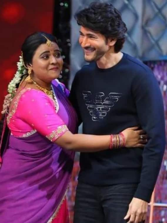 మహేష్ బాబుకు రోహిణి టైట్ హగ్, ఛాన్స్ కొట్టేసిందిగా!