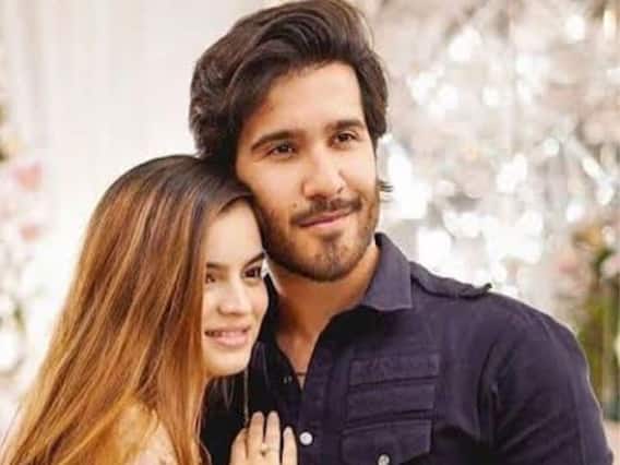 Feroze Khan: पाकिस्तानी एक्टर फिरोज खान के तलाक की वजह क्या? दोबारा रोमांस करने की भी जताई थी चाहत! Feroze Khan: पाकिस्तानी एक्टर फिरोज खान के तलाक की वजह क्या? दोबारा रोमांस करने की भी जताई थी चाहत!