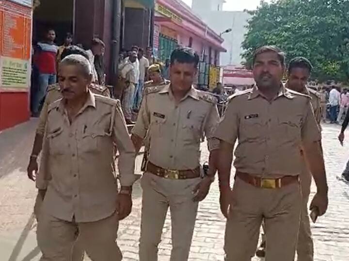 Ayodhya Kotwali Firing During Constable Hand Over Charge Home Guard and Lawyer Injured ANN अयोध्या कोतवाली में गोली चलने से मचा हड़कंप, होमगार्ड और वकील घायल, जानें क्या है पूरा मामला