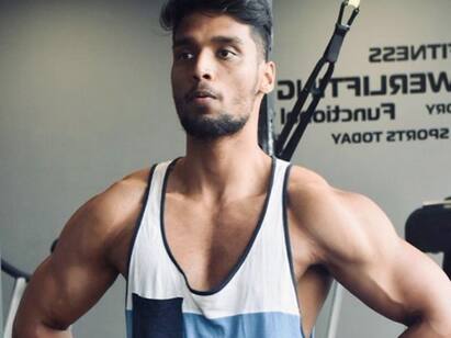 Bengaluru Doctor Posts Fiancee private Pic Her Revenge Ends In His Death Crime :  நிர்வாண புகைப்படத்தை இணையத்தில் பரவவிட்ட காதலன்...! நண்பர்களுடன் சேர்ந்து கொலை செய்த காதலி..!