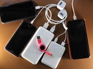 Phone Charge: ফোন চার্জের সময় ভুলেও করবেন না এই ৫টি ভুল