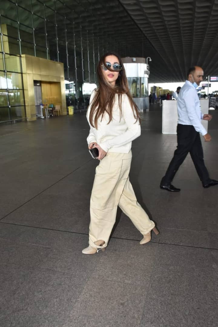 Malaika Arora was spotted at the Mumbai airport